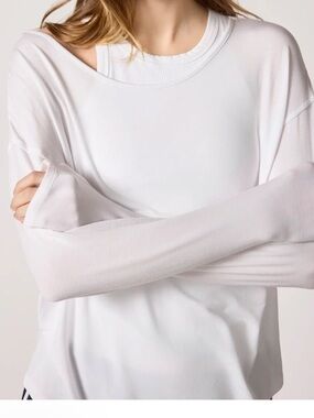 Breeze Twist Back Long Sleeve Top